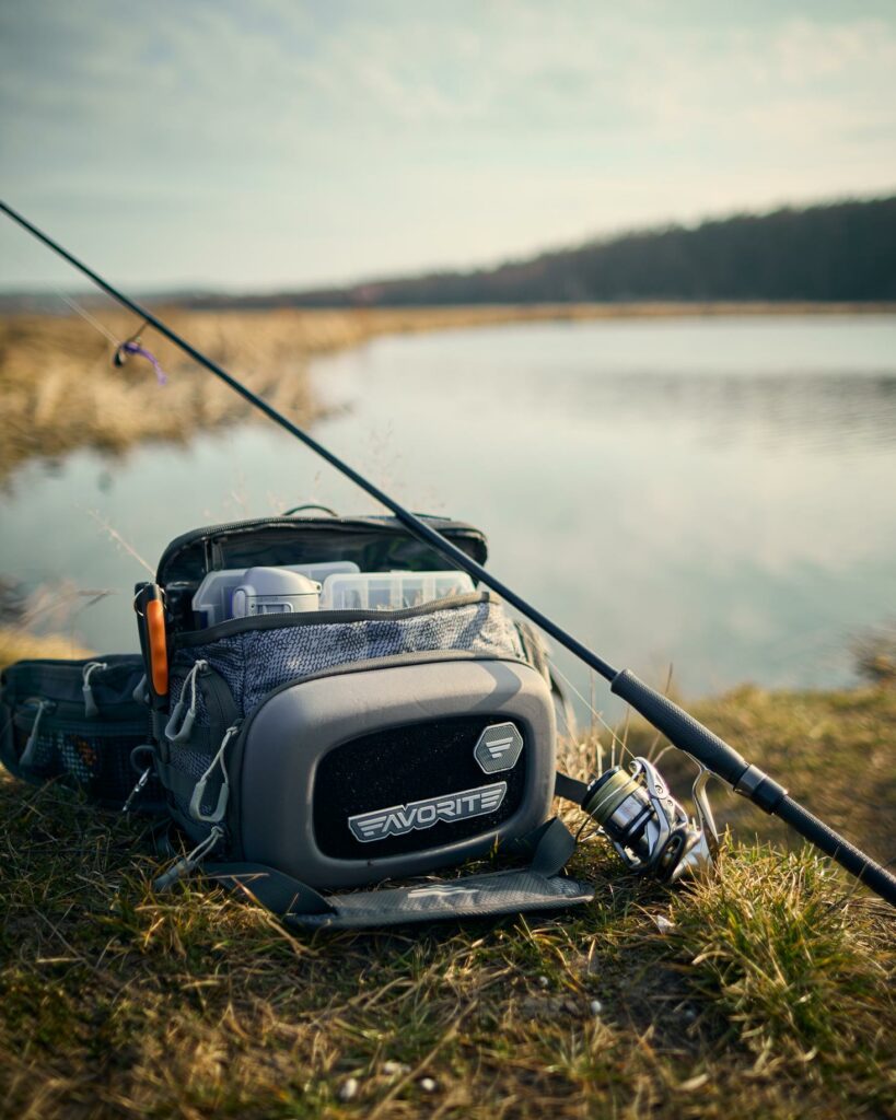 Favorite-Streamside-Hip-Pack-Large-6